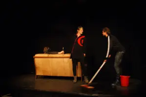 Scène in Fabriktheater 4.webp